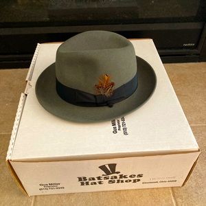 Vintage Men’s Selentino Hat Size 7 3/8